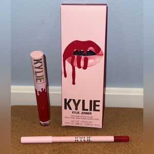 Kylie Cosmetics Velvet Lip Kit - Red Velvet